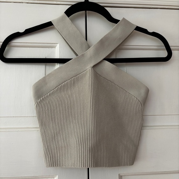 Criss Cross Sculpt Knit Aritzia Cropped Tank Top Size XS - Picture 4 of 9